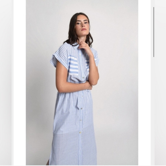 Molly Bracken Dresses & Skirts - Molly Bracken Striped dolce vita midi dress 👗 XS